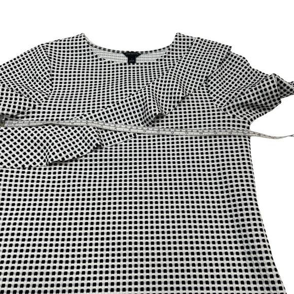 Ann Taylor Black/White Short Sleeve Blouse Top With Ruffle Size S - Picture 8 of 10